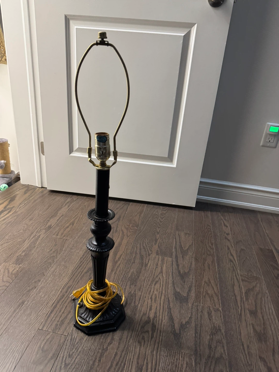 Black Metal  Lamps  Base