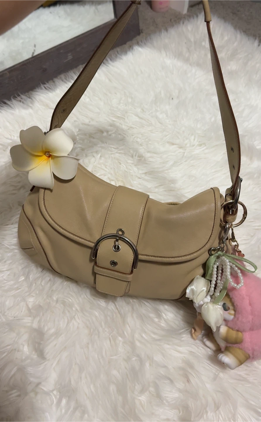 Vintage Coach Large Soho Flap - photo 5