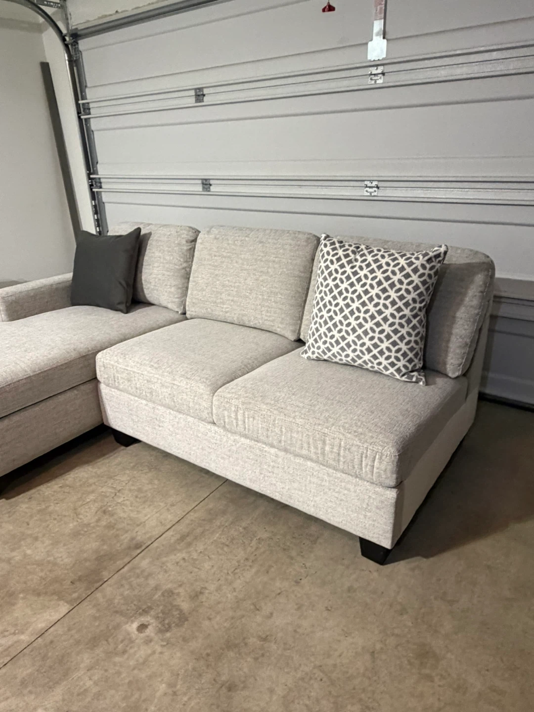 Light grey sectional sofa ( Delivery Available ) - photo 2