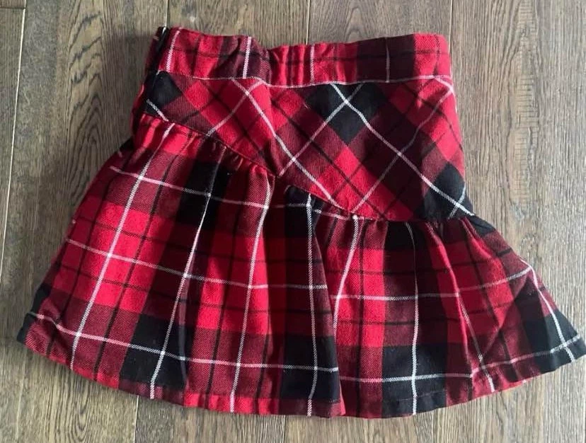 EUC The Children's Place Girls Plaid Holiday Skirt Kilt 5 yrs - photo 4