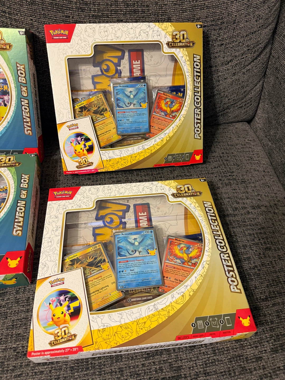Pokémon 30th Celebration mega lot!!! - photo 5