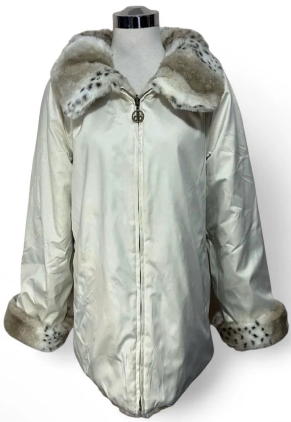 Dennis Basso Leopard Print Cream Taupe Faux Fur Reversible Coat - photo 3