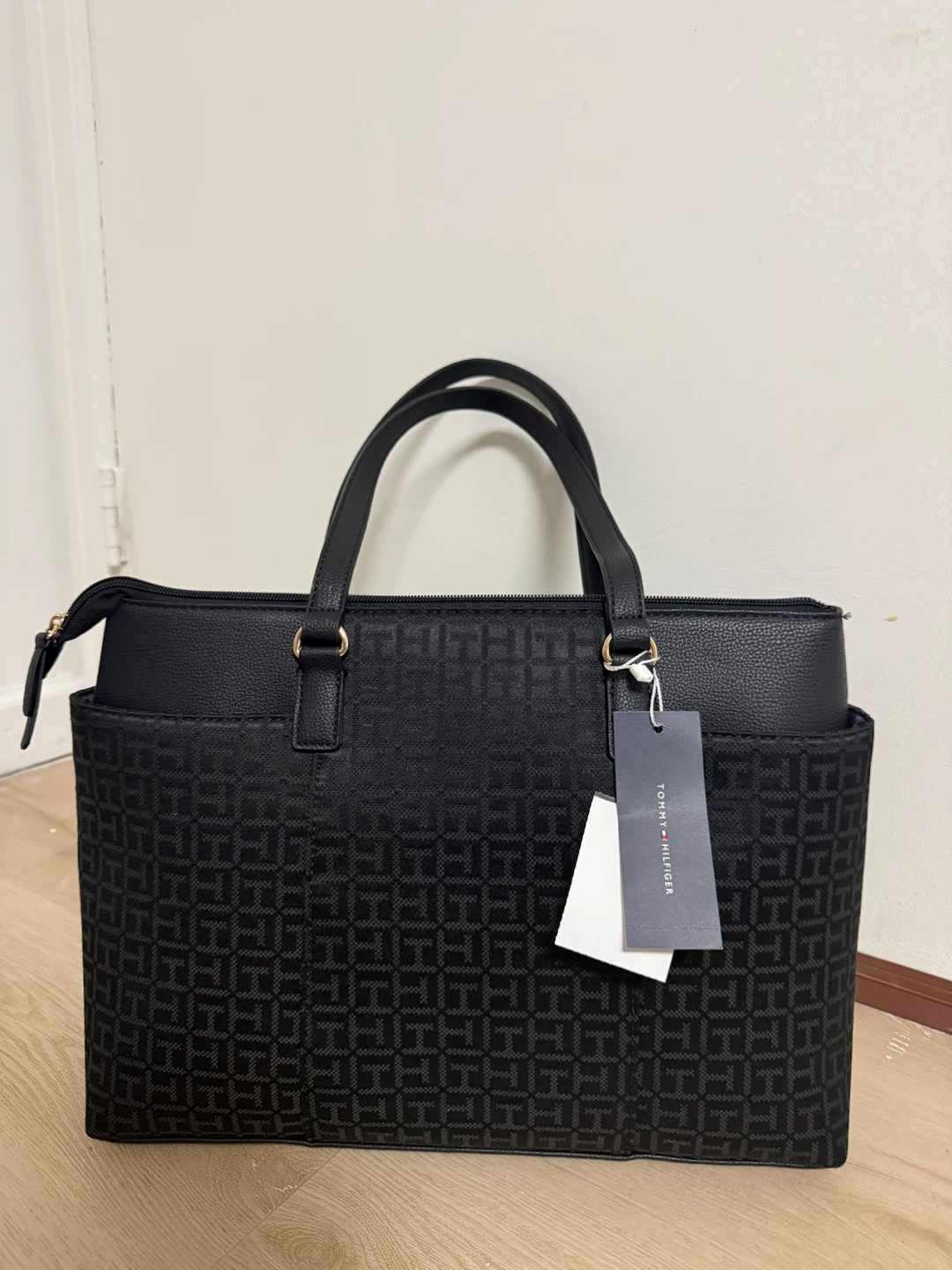 Tommy Hilfiger Monogram Tote Bag - photo 2