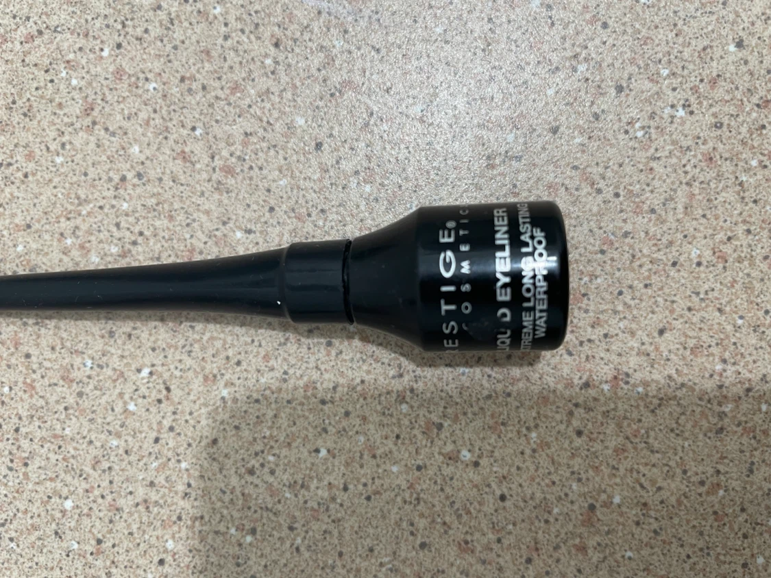 Used Prestige Cosmetics Liquid Eyeliner - LE-01 Black