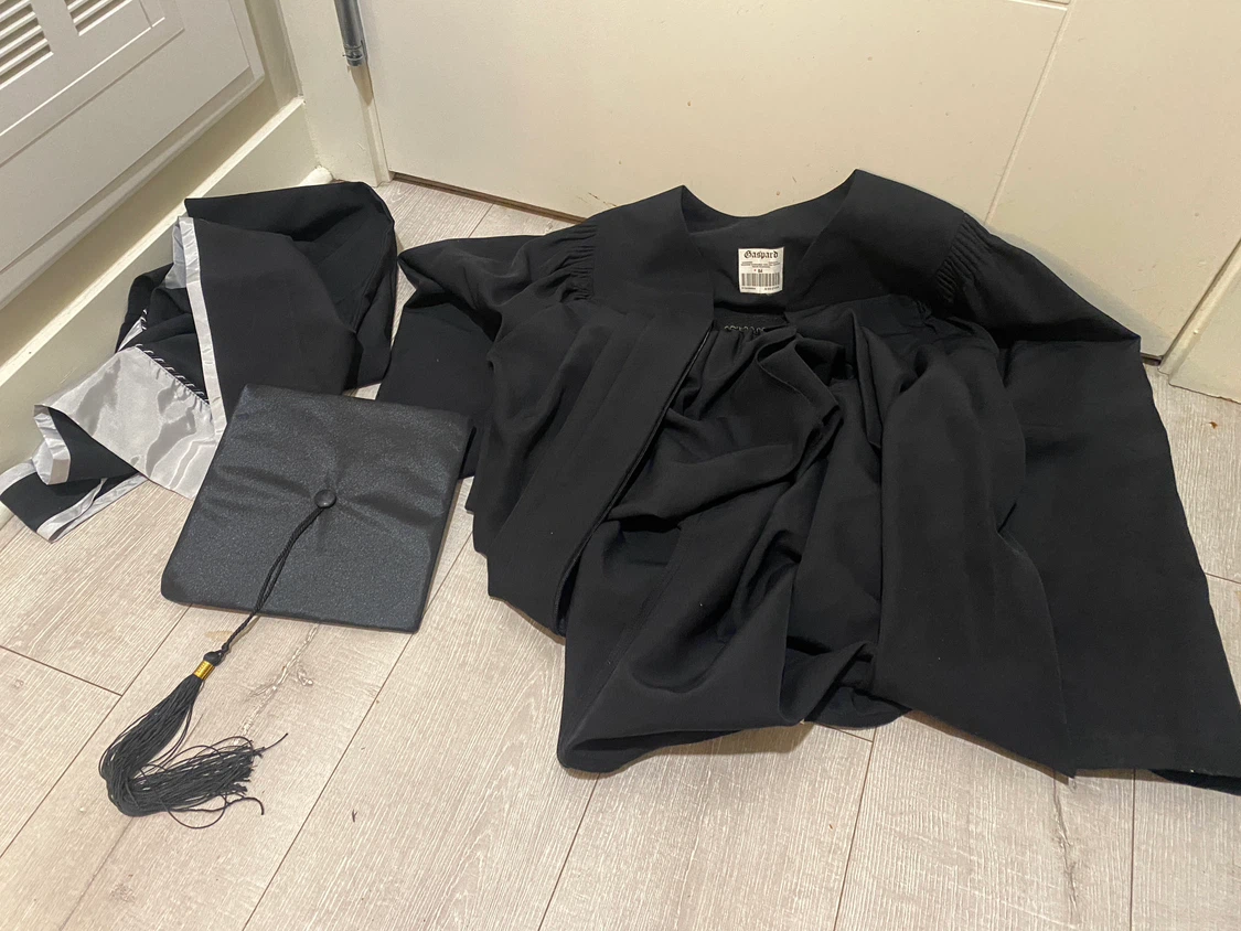 Gaspard UBC Graduation Gown, Cap, and Hood - photo 2