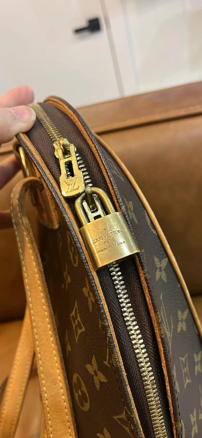 Louis Vuitton Ellipse Backpack - photo 4