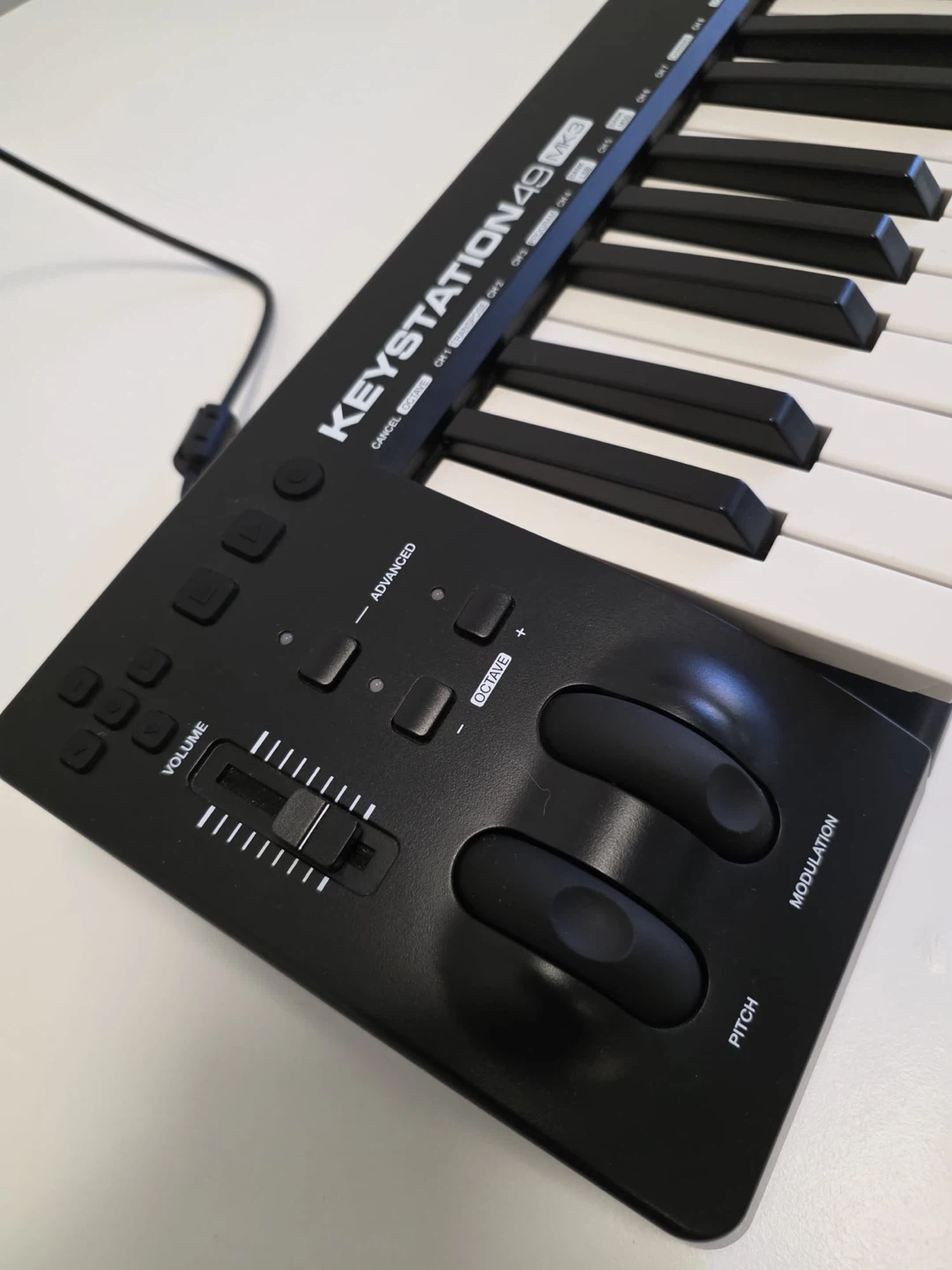 M-Audio Keystation 49 MK3 MIDI Keyboard - photo 3