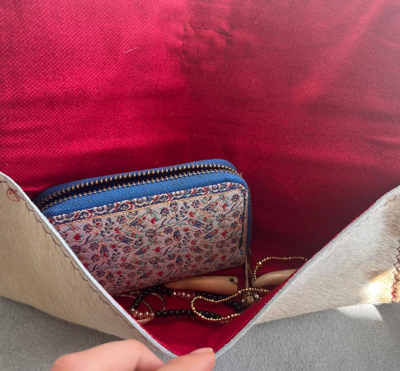 Cowhide handmade clutch - photo 3