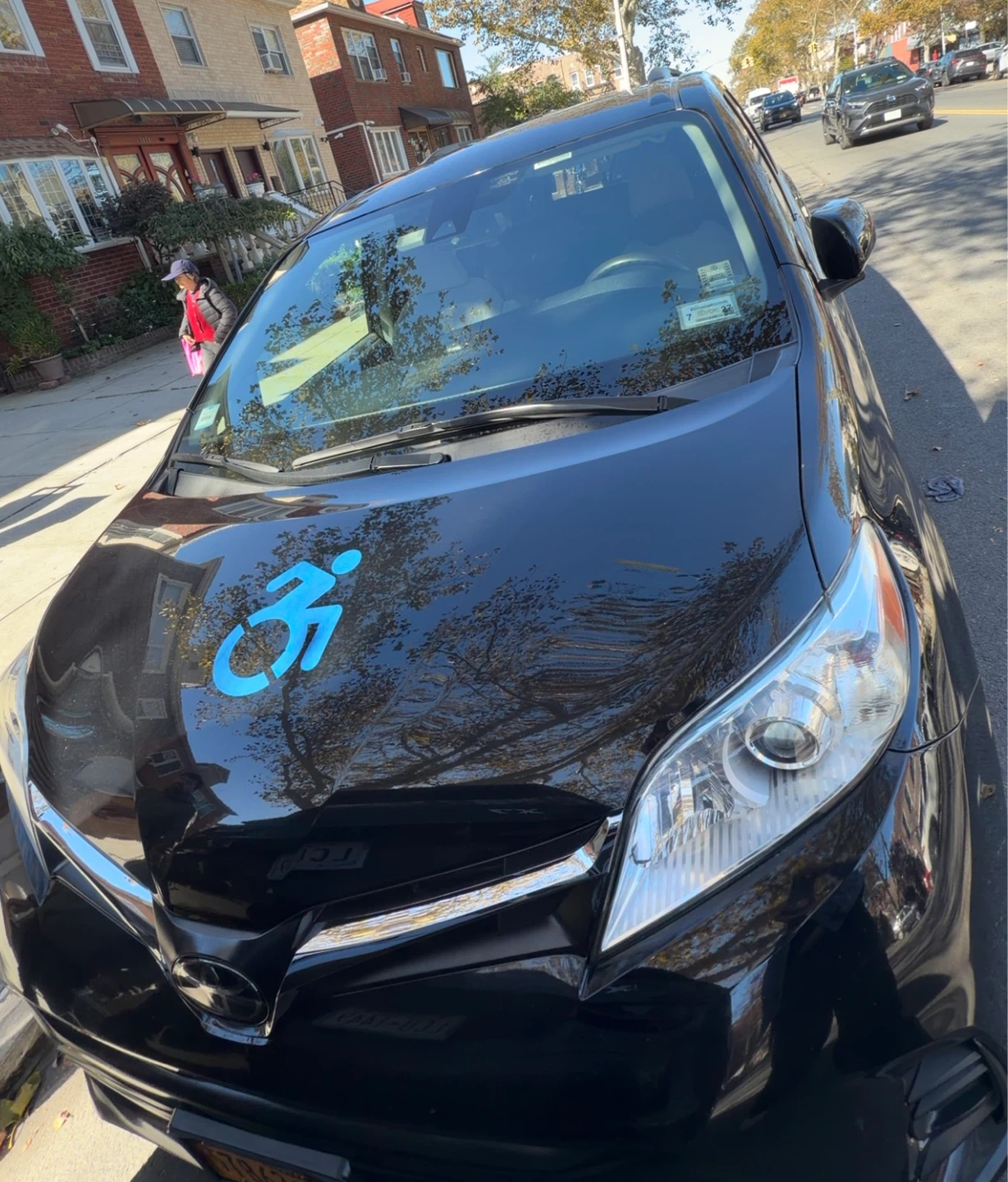2020 Toyota Sienna LE — Wheelchair Accessible Van, BraunAbility