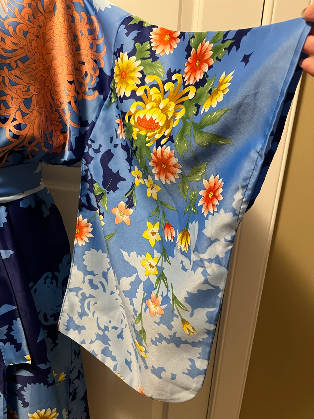 Authentic Full-Length Japanese Kimono Robe - photo 2