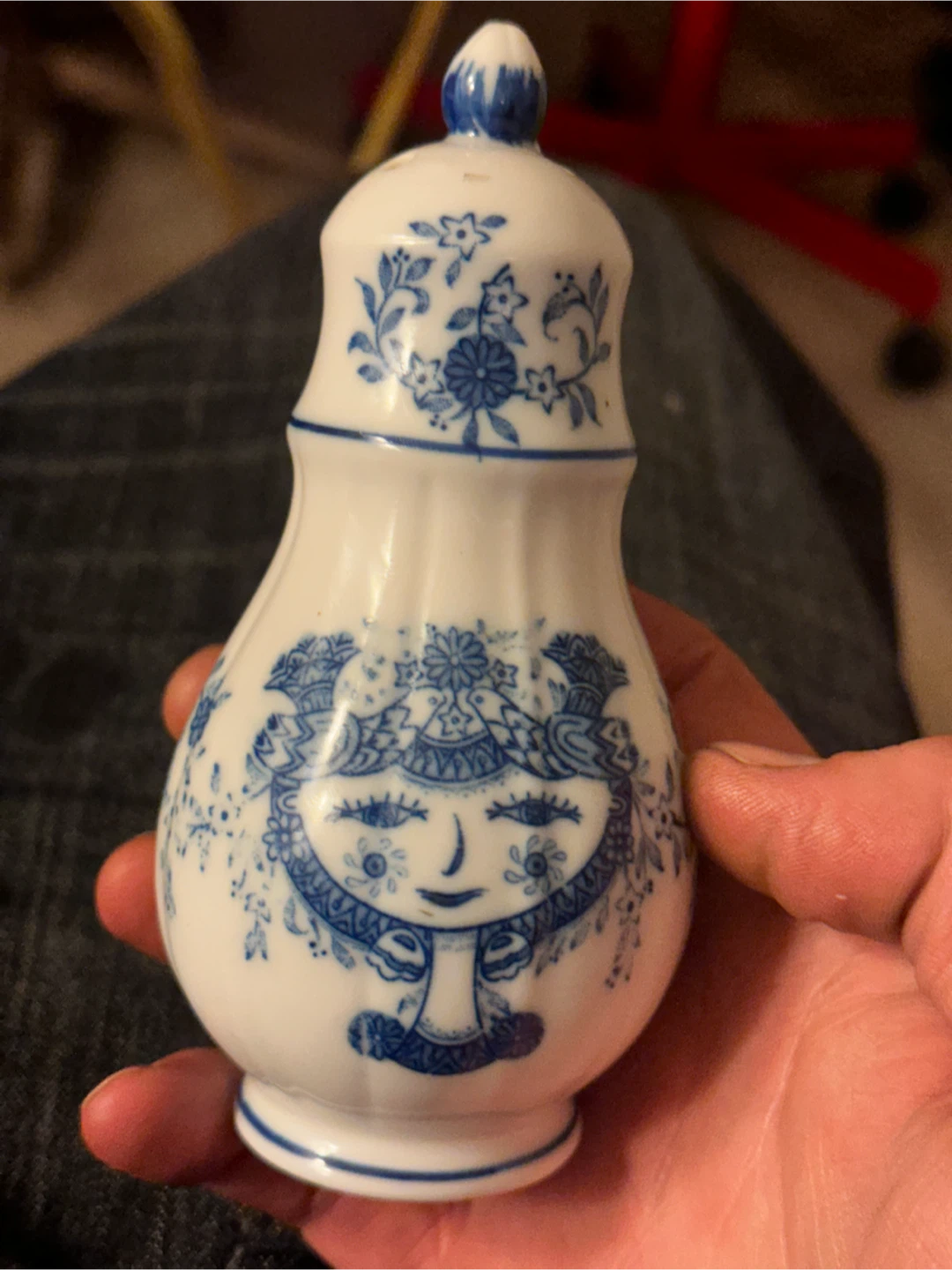 Vintage Artistic Seito Japan White Blue Floral Porcelain  shaker