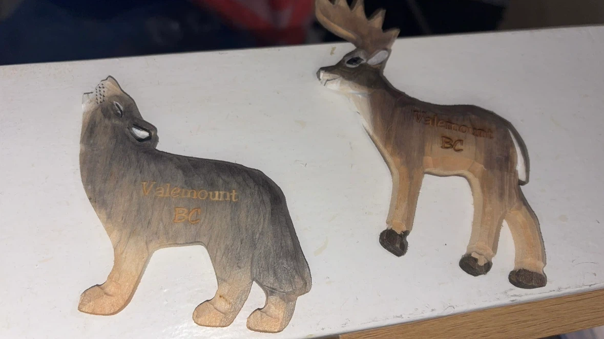 Valemount BC Carved Wood Wildlife Magnet Pair