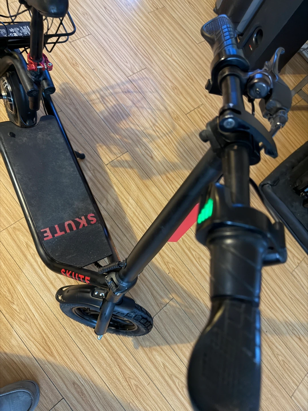 SKUTE Electric Scooter - photo 2