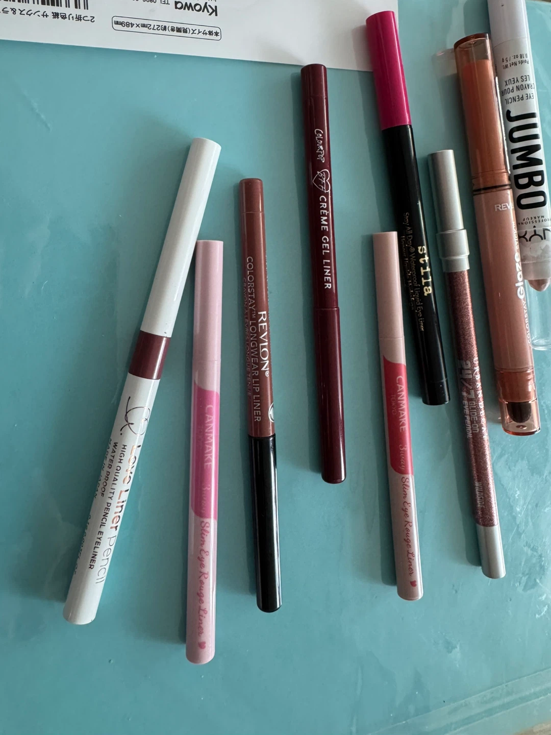 Eyeliner and Lip Liner bundle