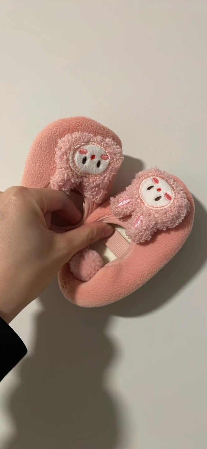 (6-12 month- NEW) Pink baby slippers with bunny design