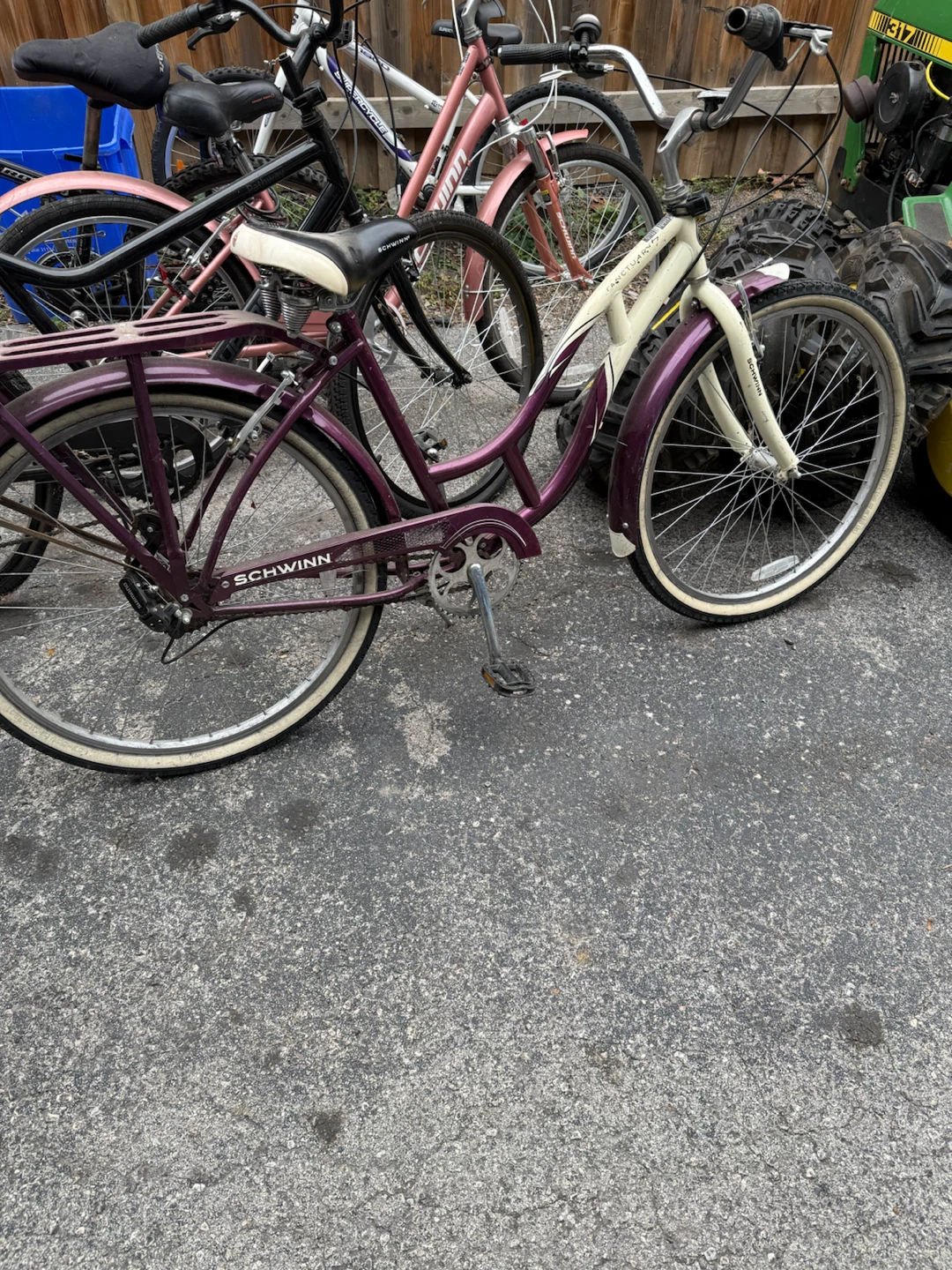 Schwinn Sanctuary Cruiser Bicycle - photo 4