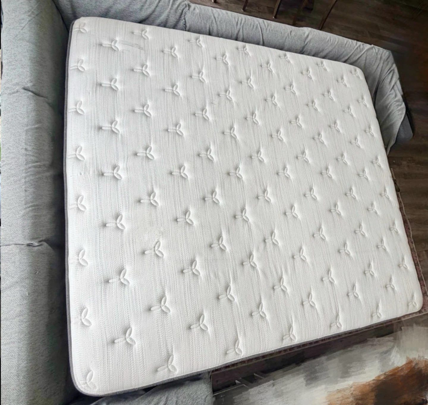 Beautyrest King size mattress 13 inch thick - photo 2