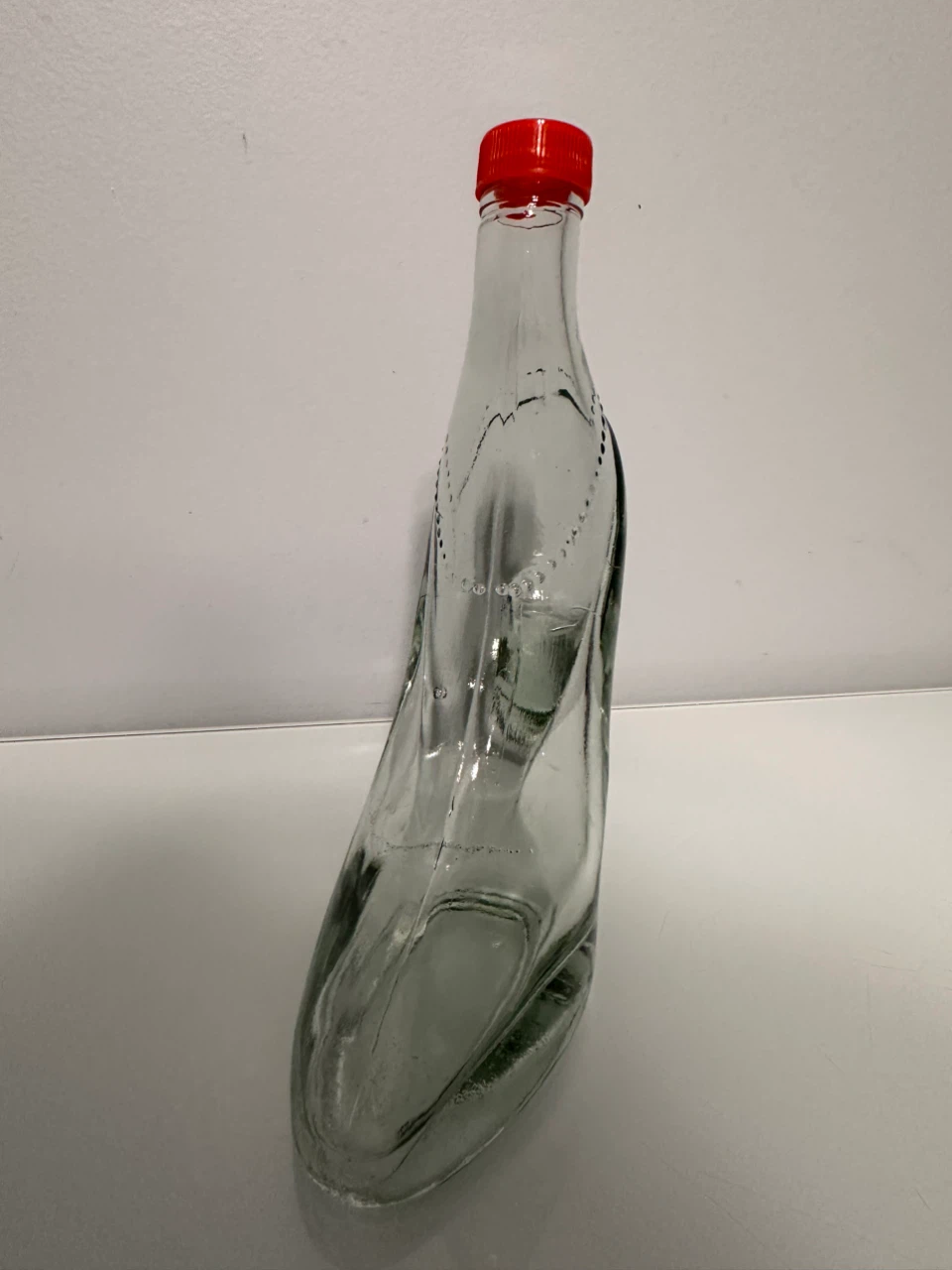 Vintage Glass high-heel shoe bottle - photo 2