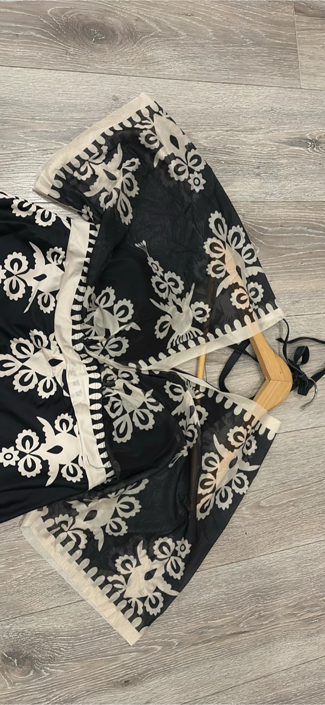 Brand New Black and white floral swimsuit - photo 3