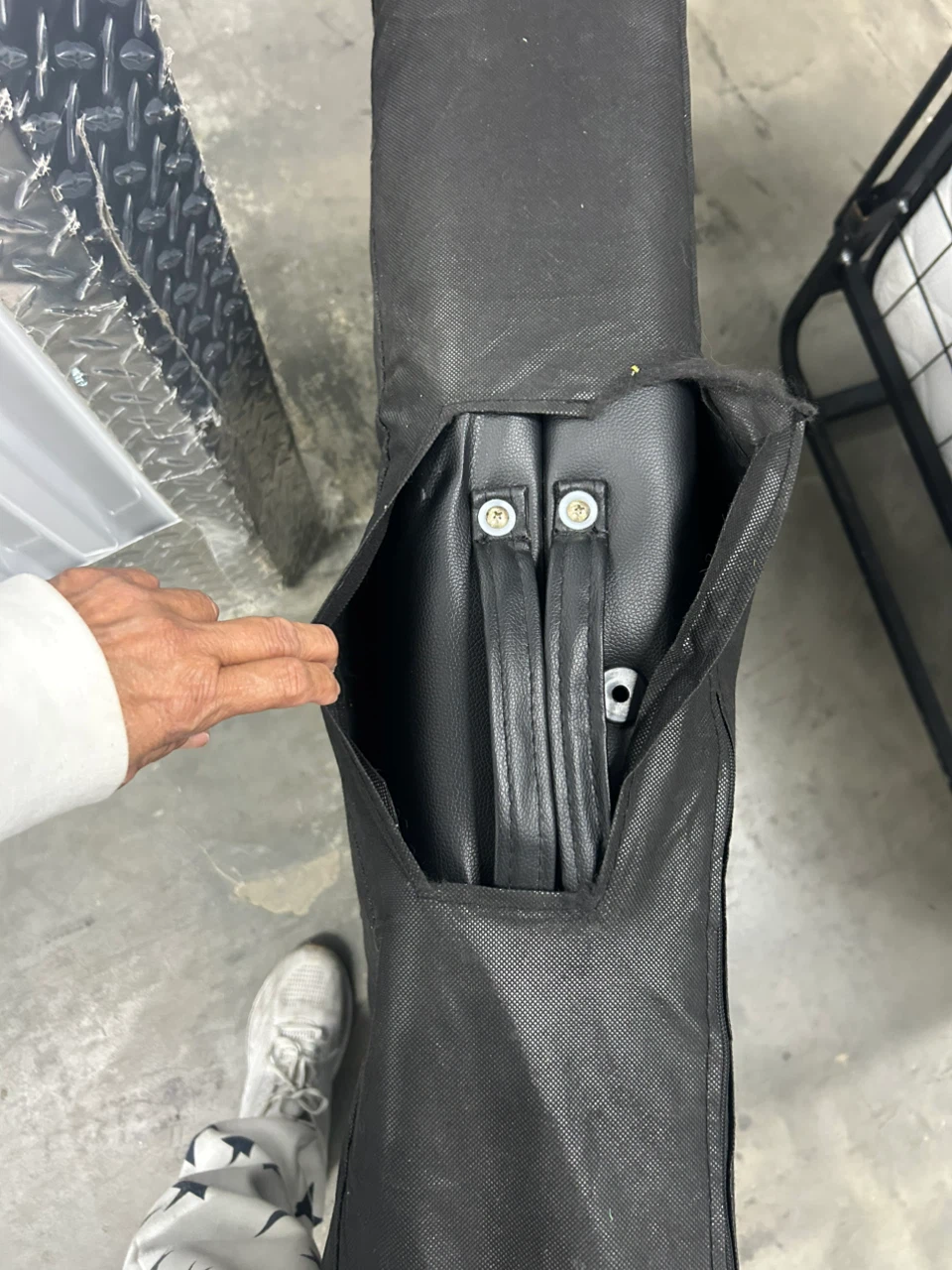 Portable Massage Table with Carrying Case