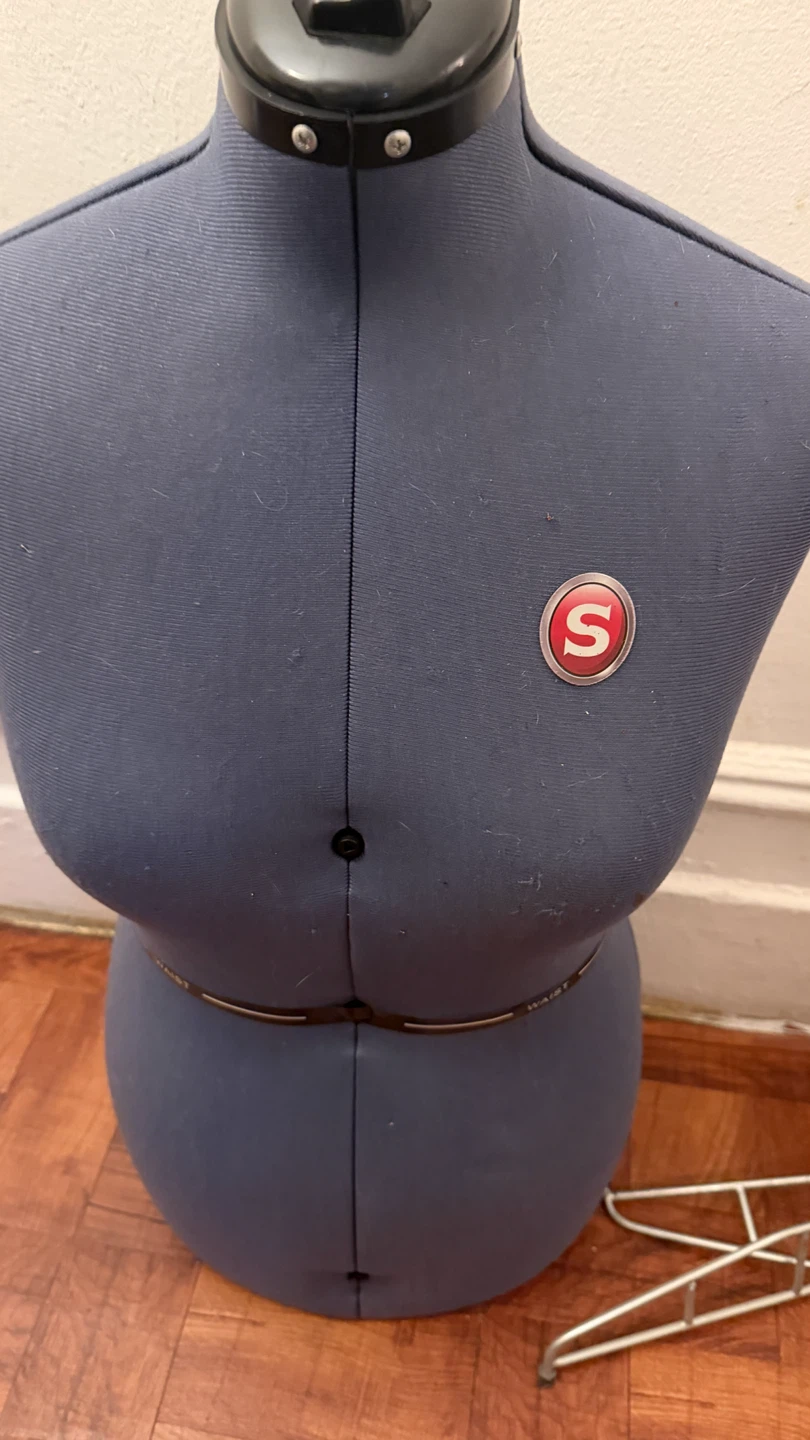 Singer Adjustable Dress Form - photo 3