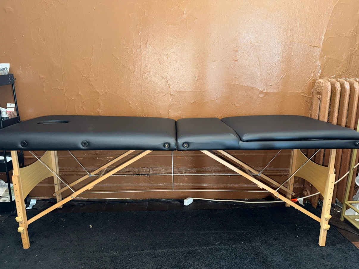 Entil Portable Massage Table - photo 2