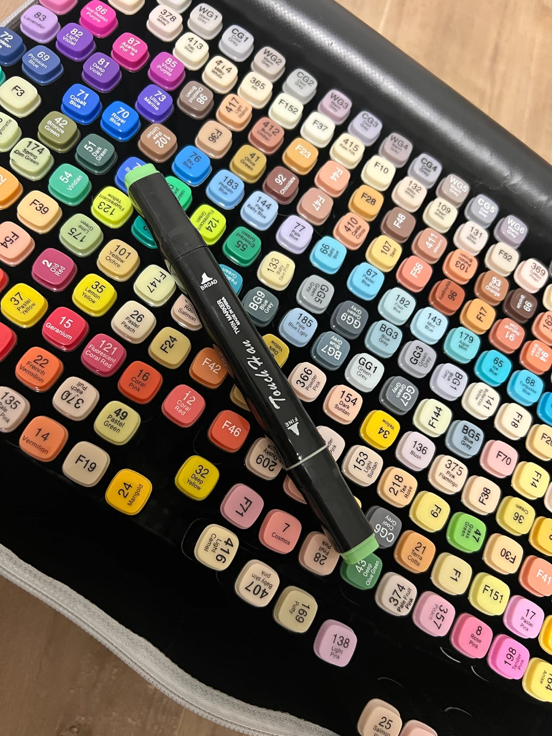 Touch Han Marker Set 262 Colors