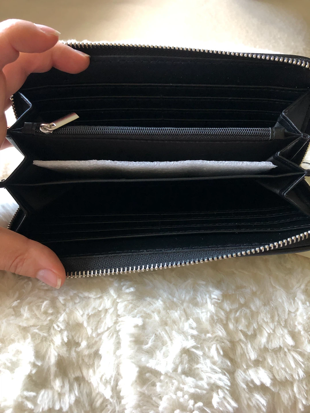 BCBGeneration Rosalie Zip Around Wallet - photo 4