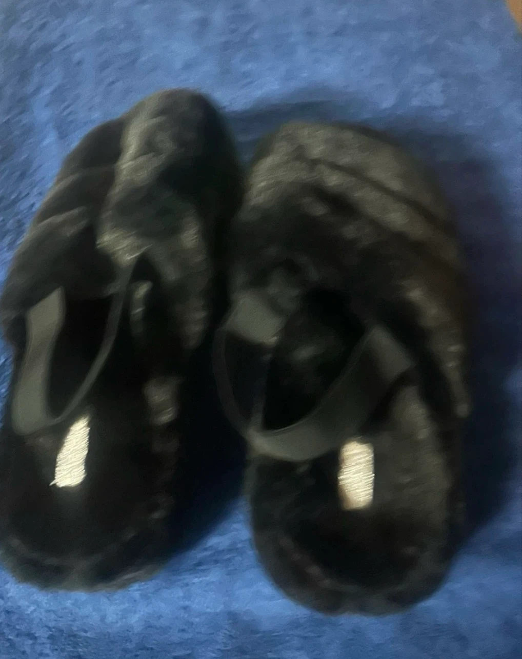 Black Faux Fur Slippers Size 10 - photo 3