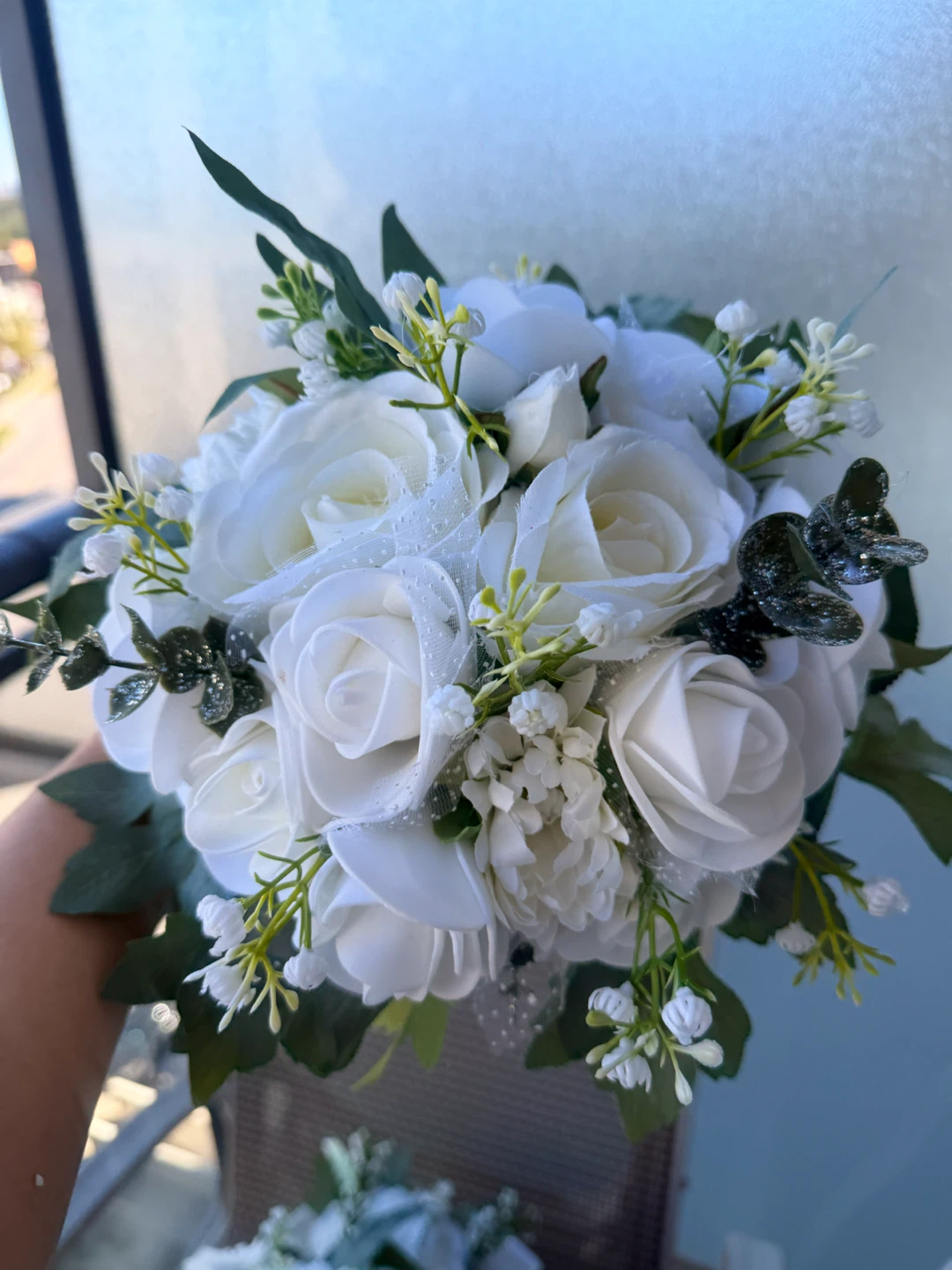 Bridal bouquet & bridesmaids bouquets - photo 2