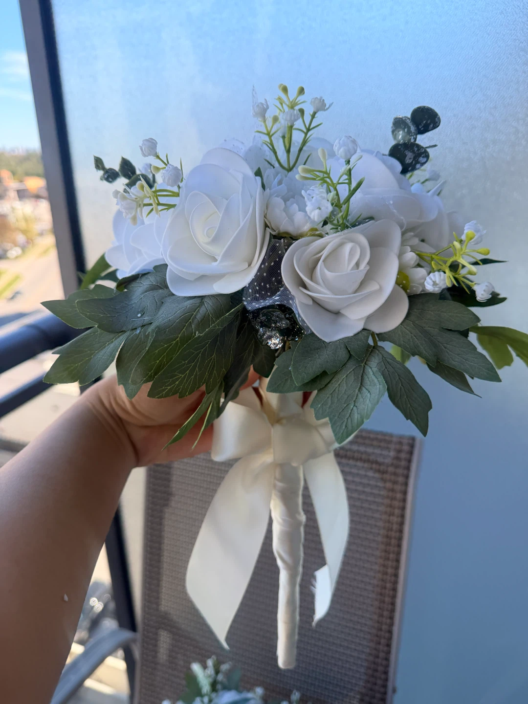 Bridal bouquet & bridesmaids bouquets - photo 3