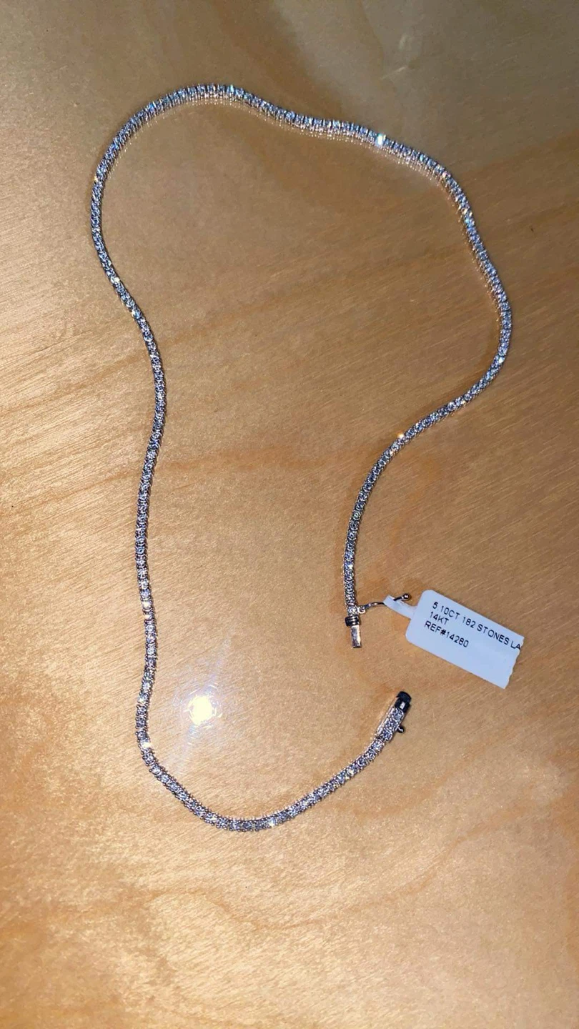 14KT 5.10ct Diamond Tennis Necklace. Barely used.