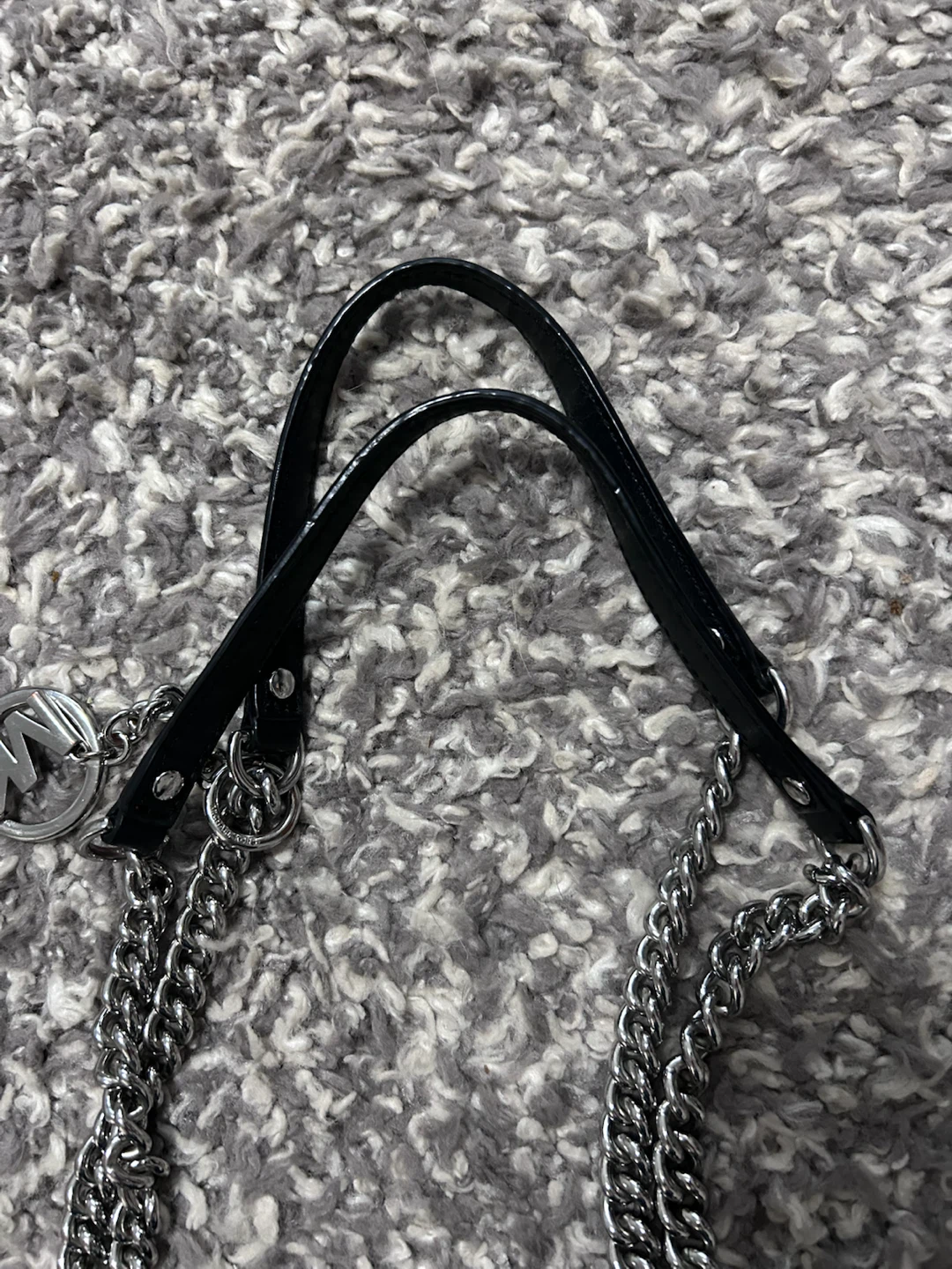 Authentic Michael Kors Quilted Black Shoulder Bag - photo 5