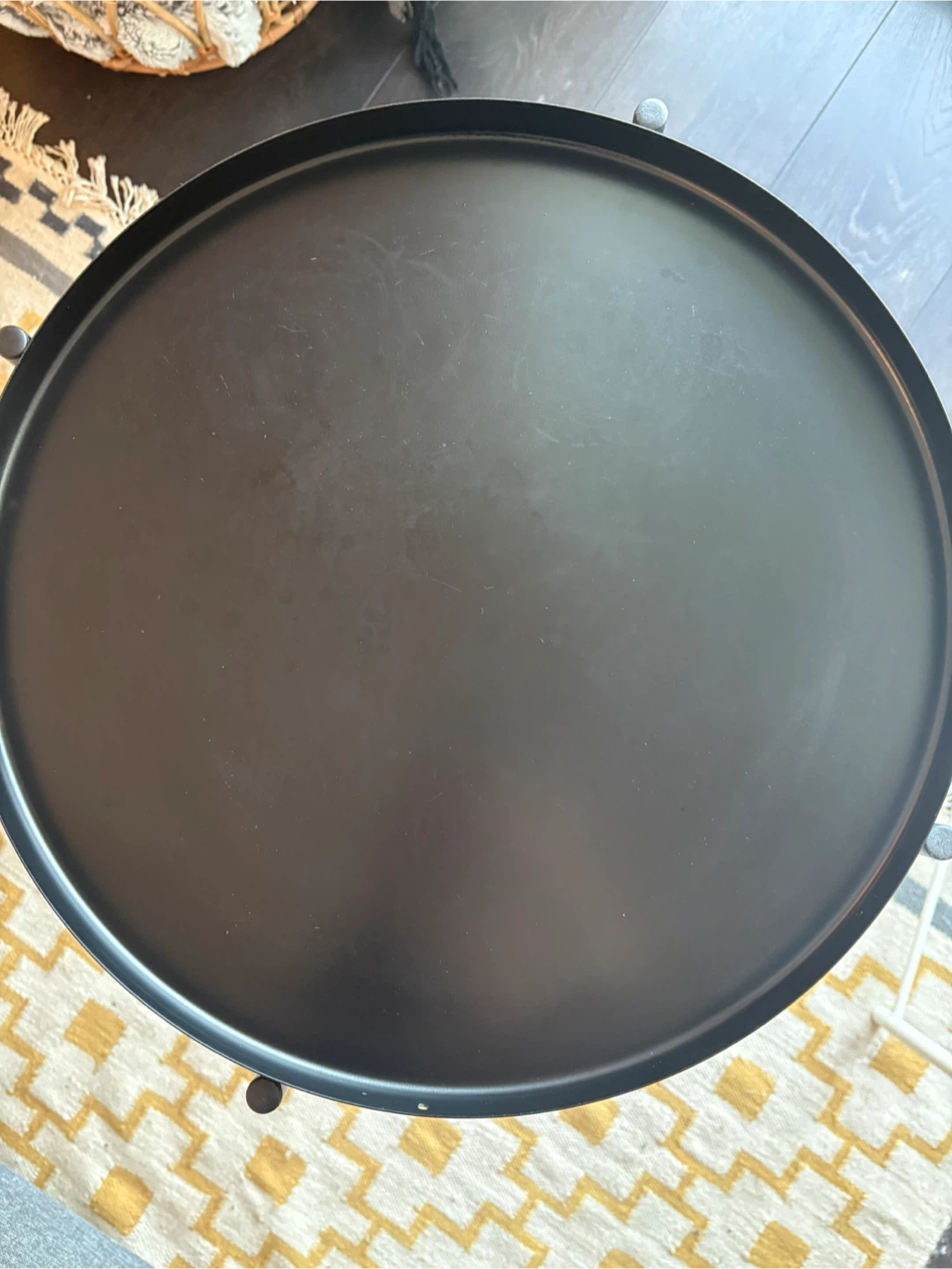 Black Round Metal Side Table - photo 2