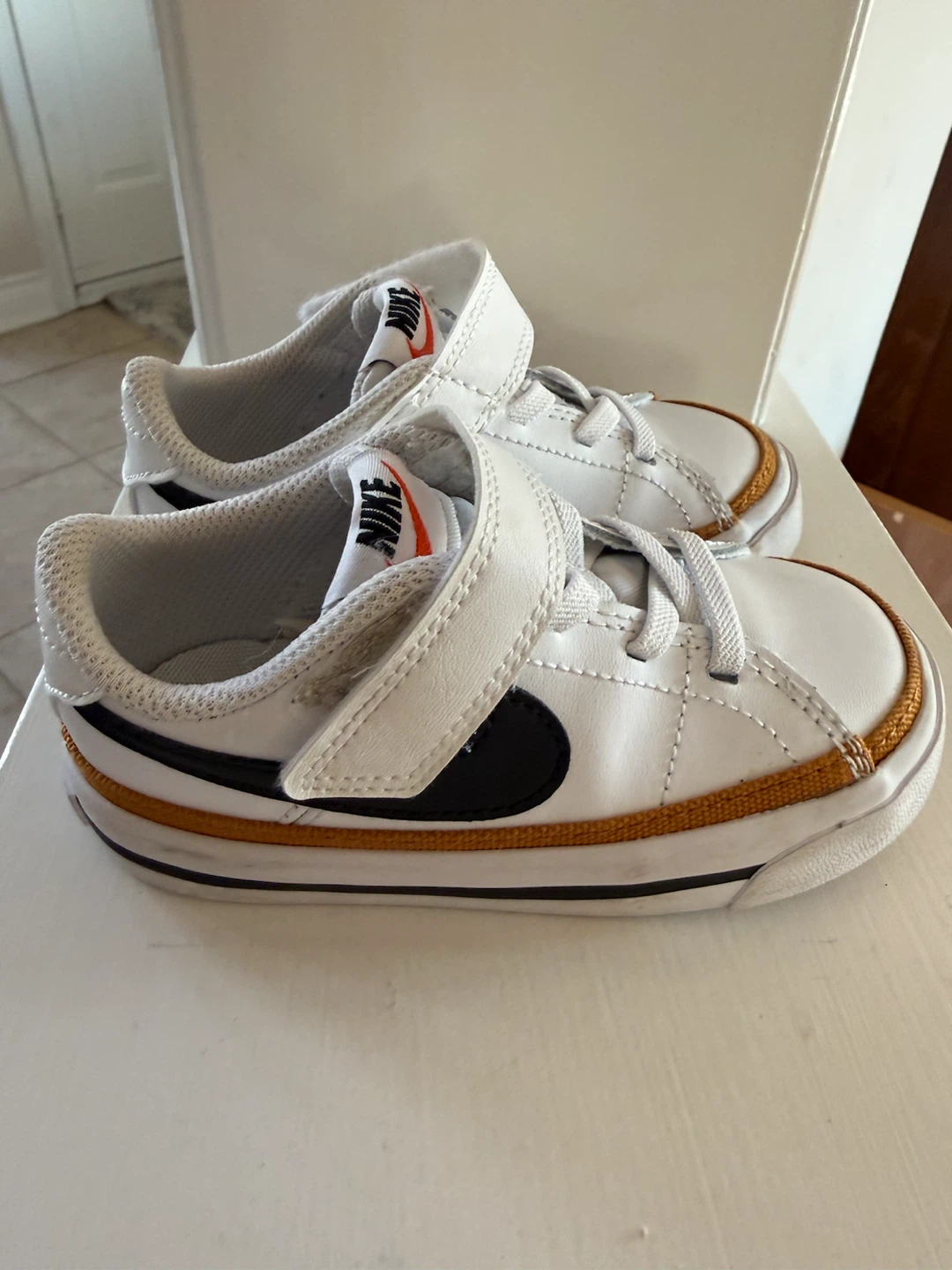 Nike Kids Shoes Size 7C - photo 2