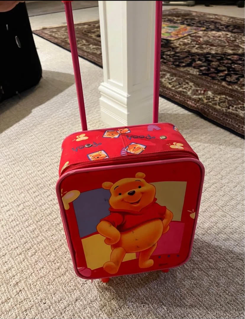 Winnie the Pooh Kids Luggage Set - photo 3