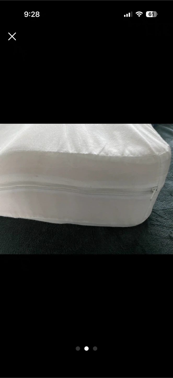 Never used Ergonomic Memory Foam Pillow - photo 2