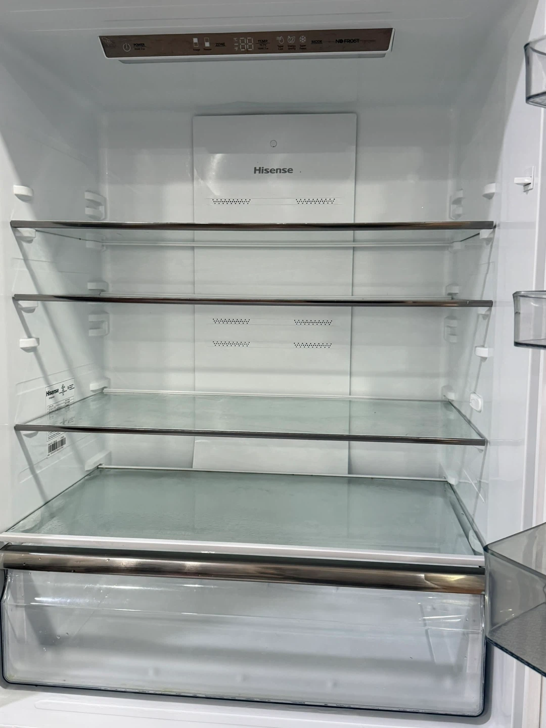 Hisense Bottom-Freezer Refrigerator - photo 2