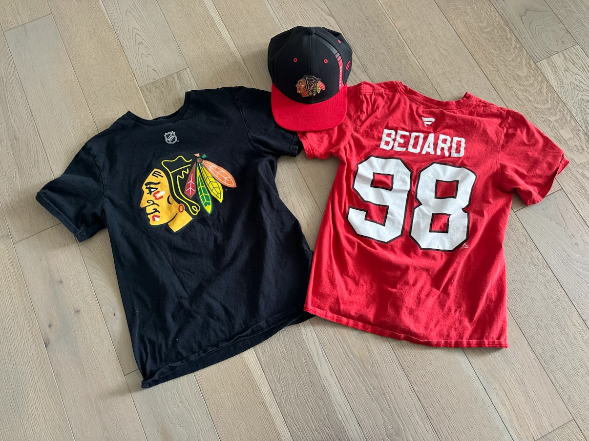 Bedard - Chicago men's small tshirts & hat bundle