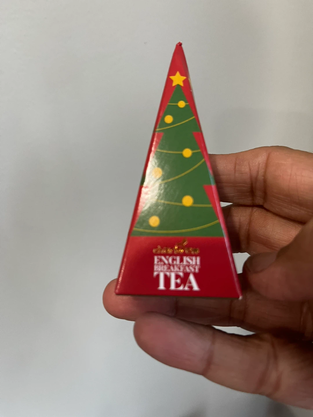 English Breakfast Tea Christmas Tree Box