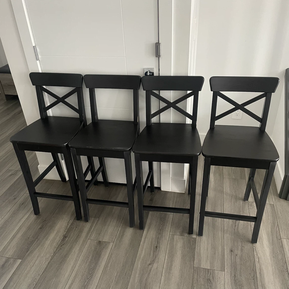 4 Bar Stools