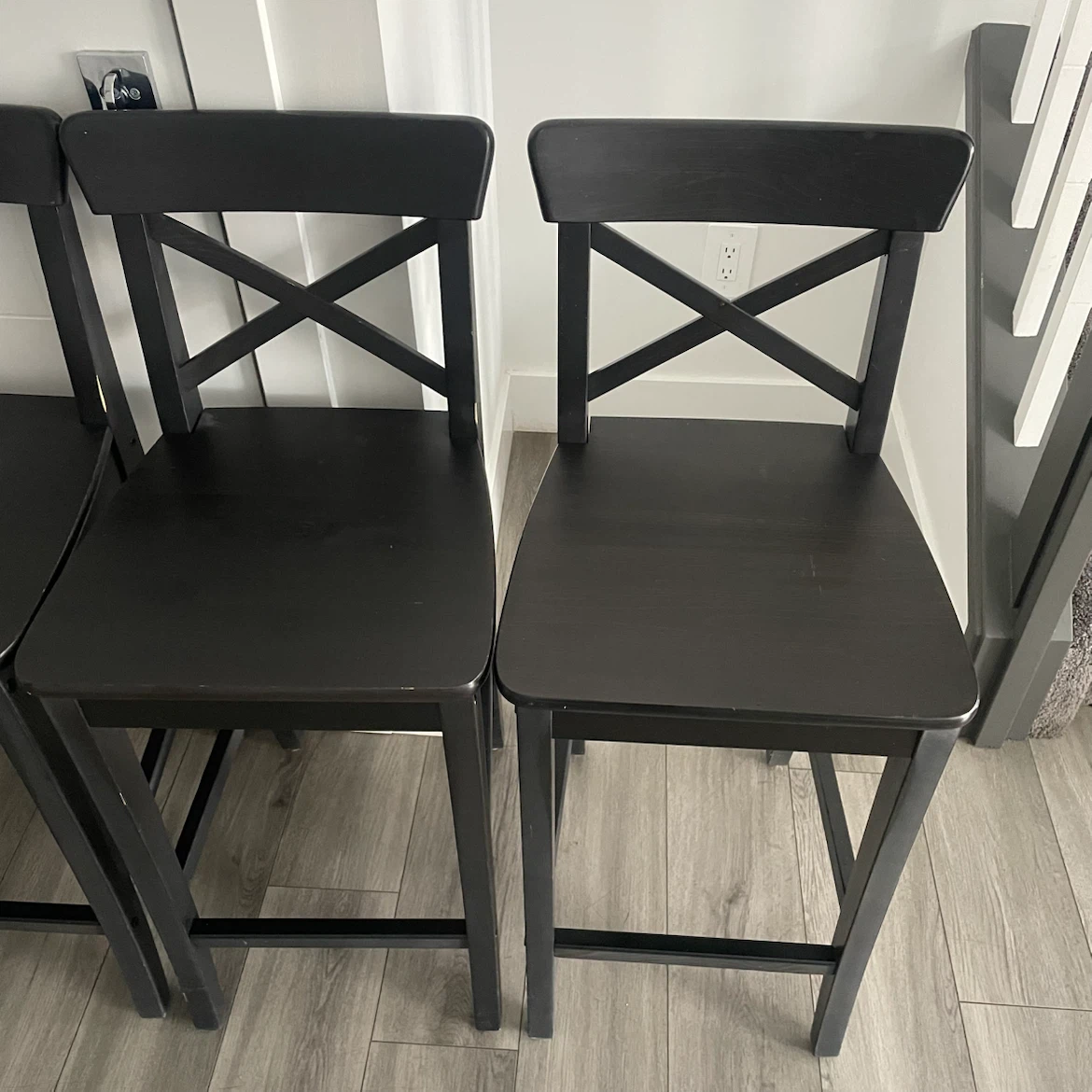 4 Bar Stools - photo 4