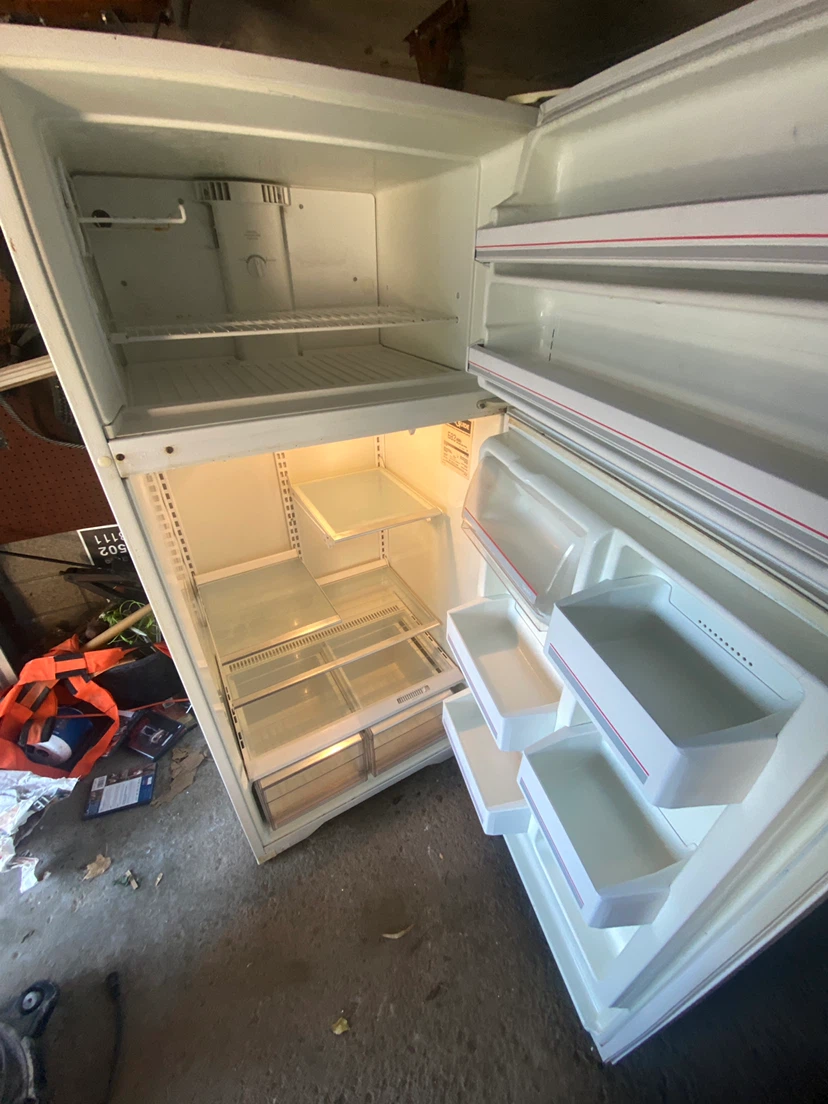 Fridge - photo 4