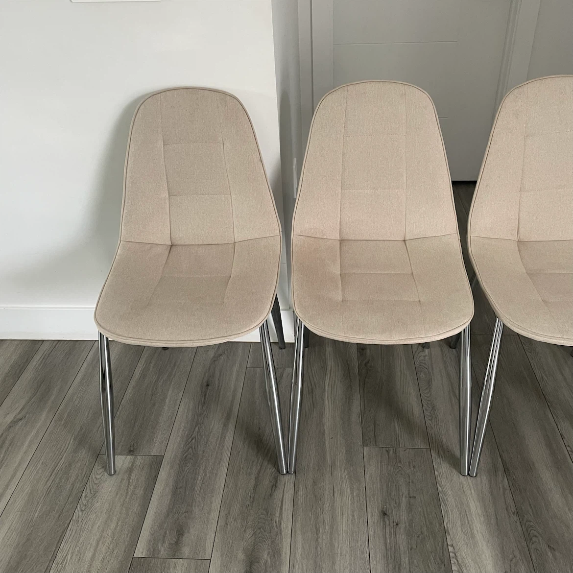 4 Beige Dining Chairs - photo 4