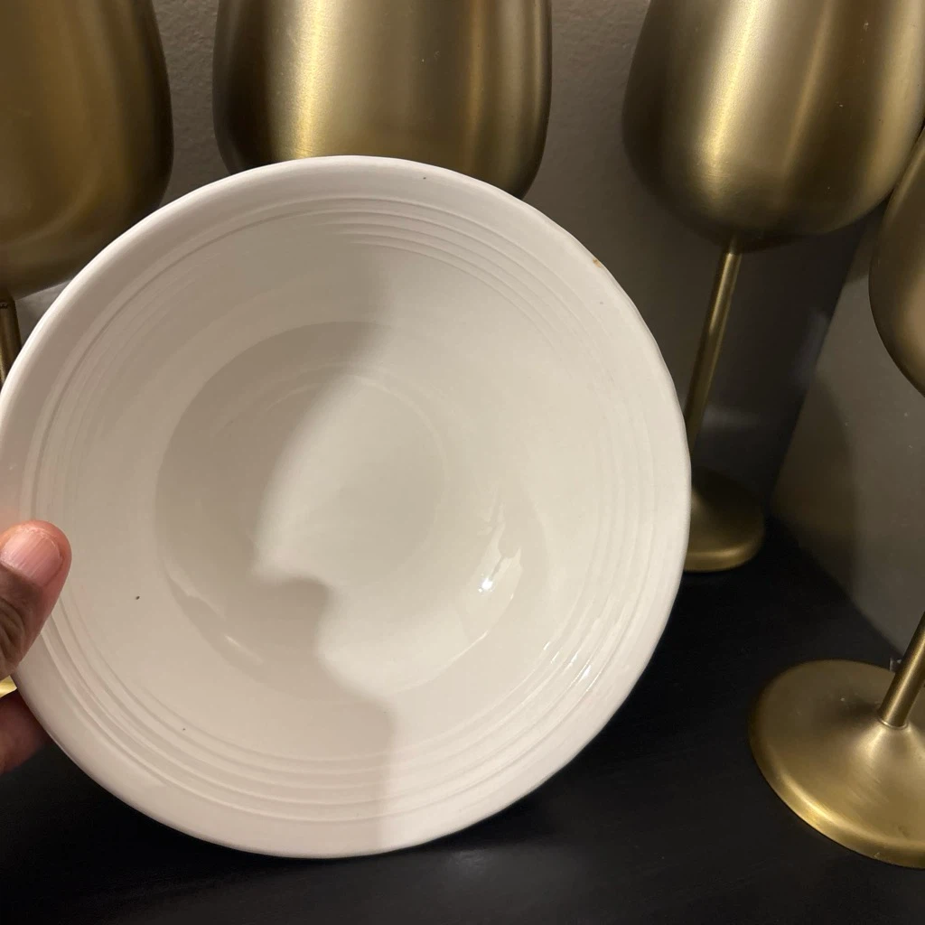 White ceramic bowl - photo 2