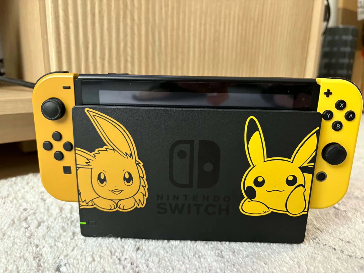 Full set Nintendo Switch Lets Go Pikachu Pokemon limited edition - photo 5