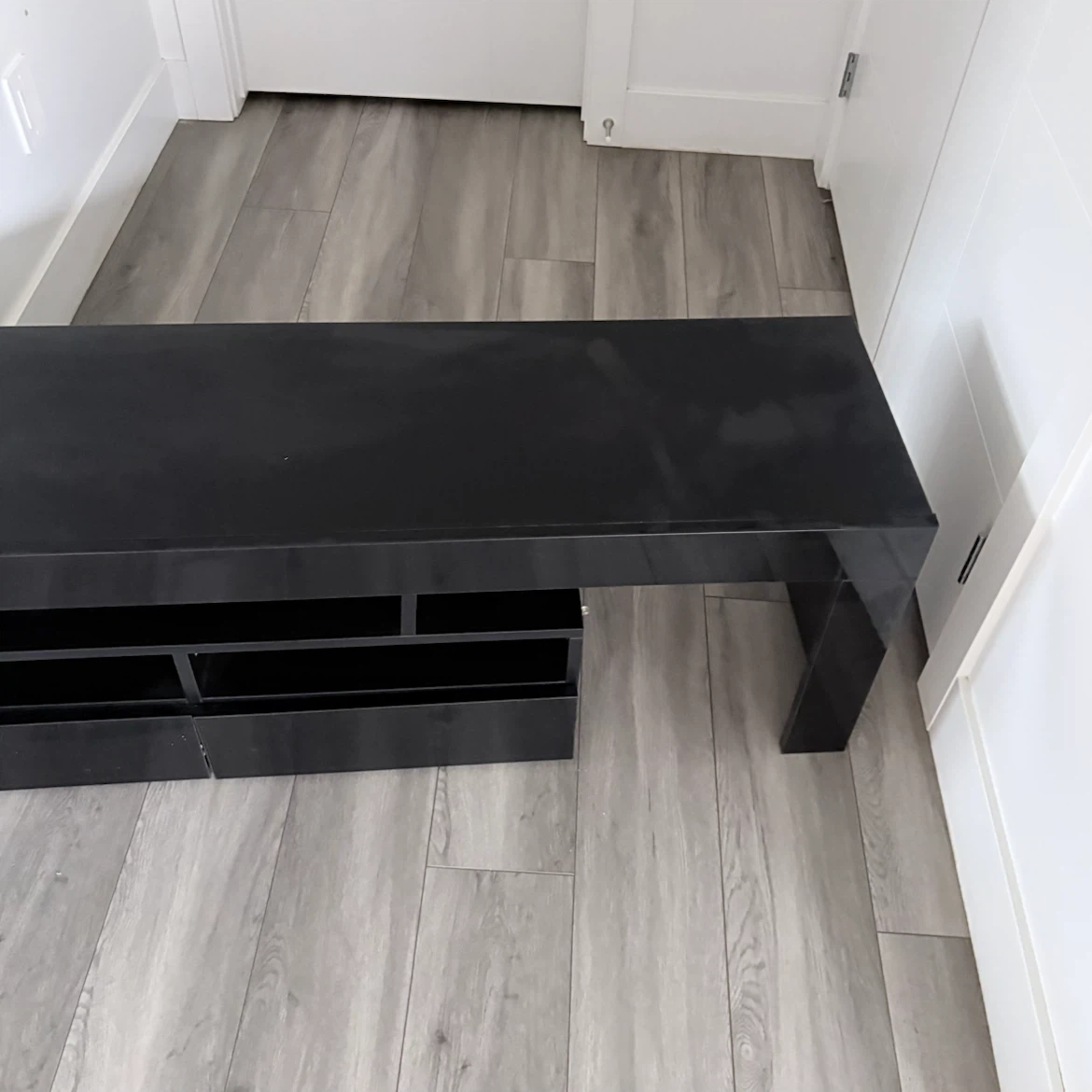 TV Stand - photo 3