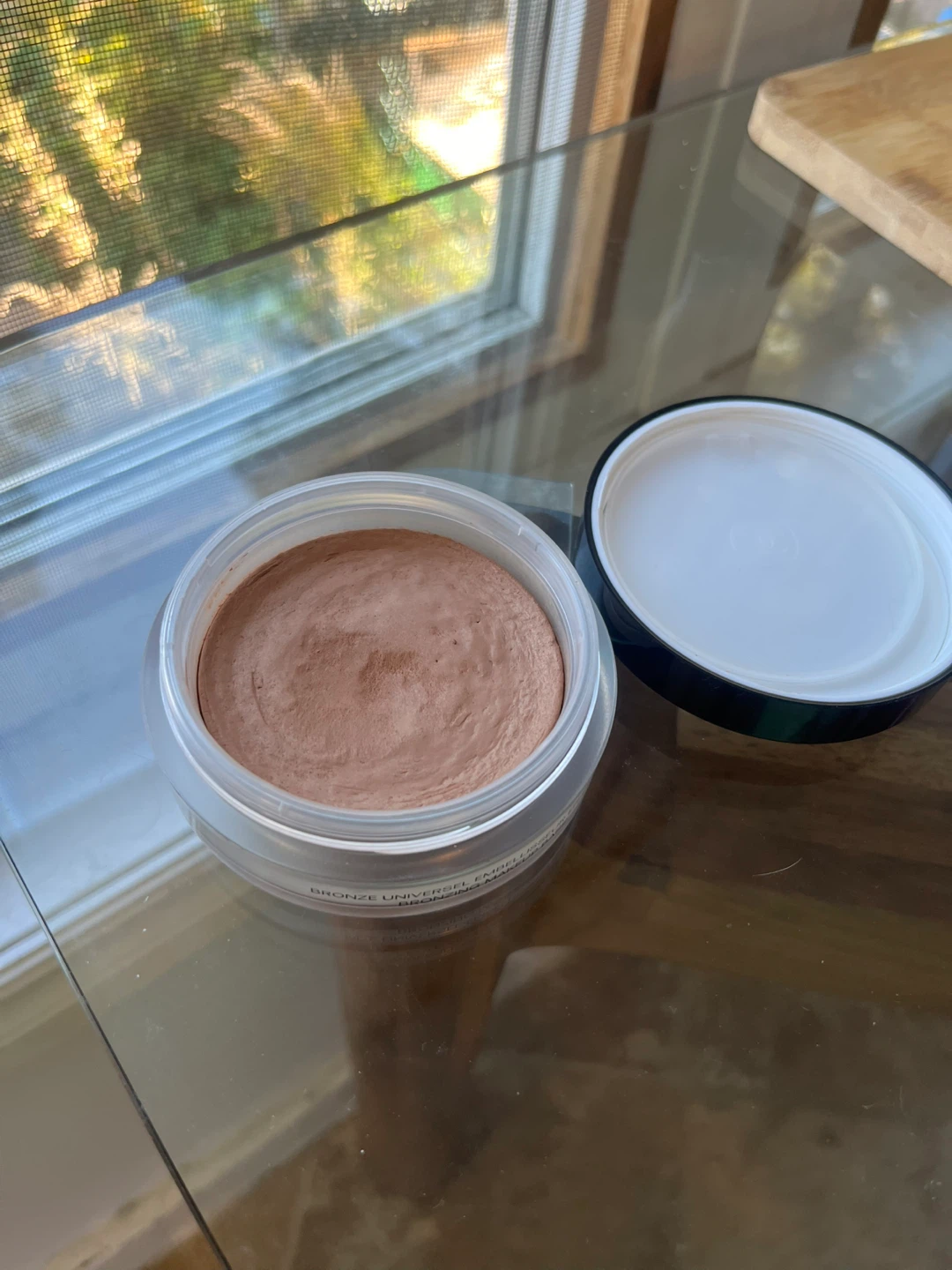 Chanel Soleil Tan de Chanel Bronzing Makeup Base - photo 4