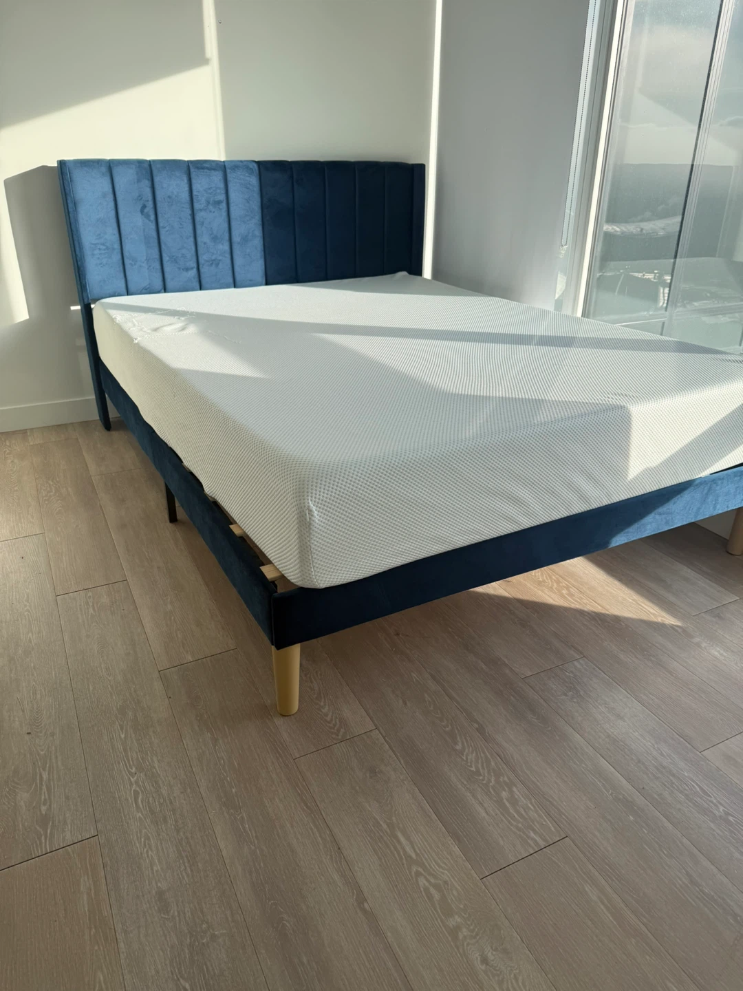 Bed frame and bed - photo 3