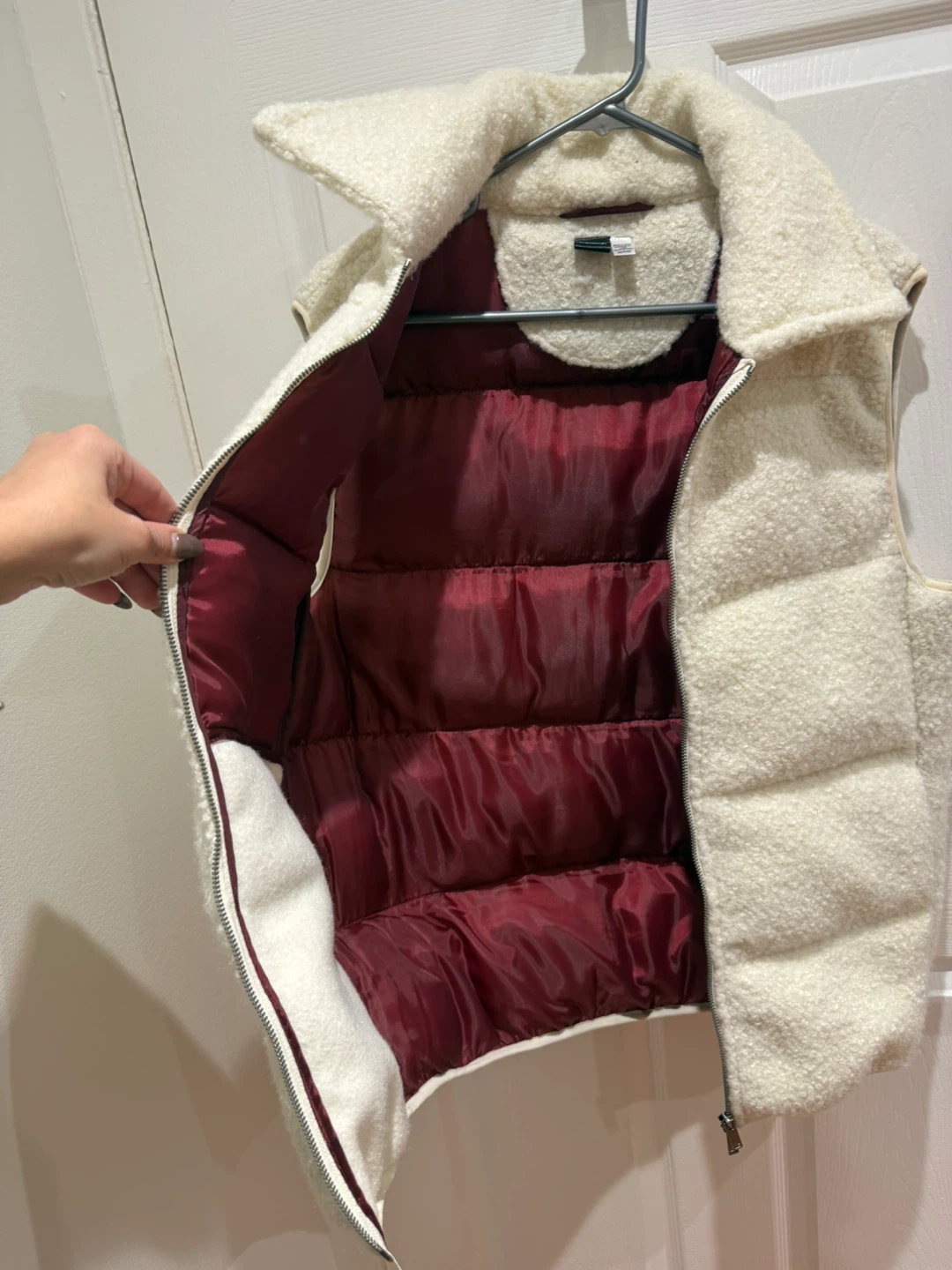 Cozy Cream Sherpa Puffer Vest – Size XS - photo 4